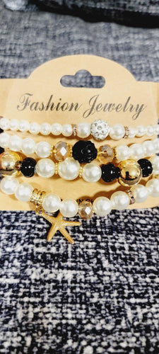 Pearl bracelet