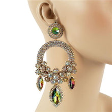 Load image into Gallery viewer, Chandlier Earrings