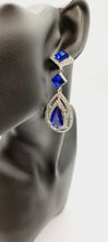Load image into Gallery viewer, Blue earrings