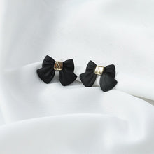 Load image into Gallery viewer, Bow Earrings