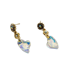 Load image into Gallery viewer, Ab Heart Earrings